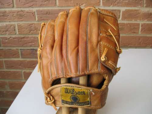 Jackie Brandt Wilson A2340 Back